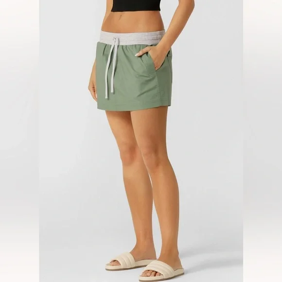 Lorna Jane Flashdance mini skirt - Picture 2 of 13